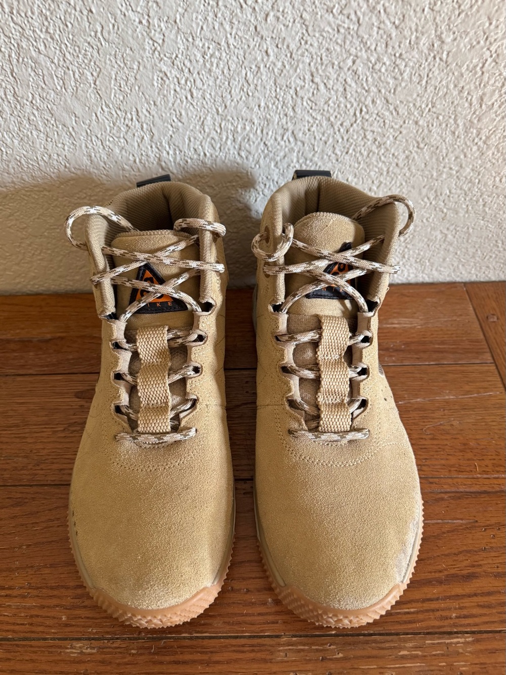 Nike ACG Men’s Sz. 10.5 Angels Rest Hiking Trek Boots Light Bone Streetwear - Picture 4 of 11